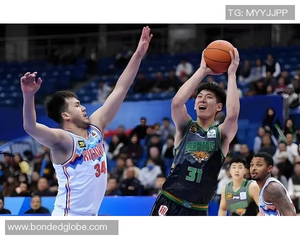 辽宁队与北控队激战正酣比分悬念引发球迷热议